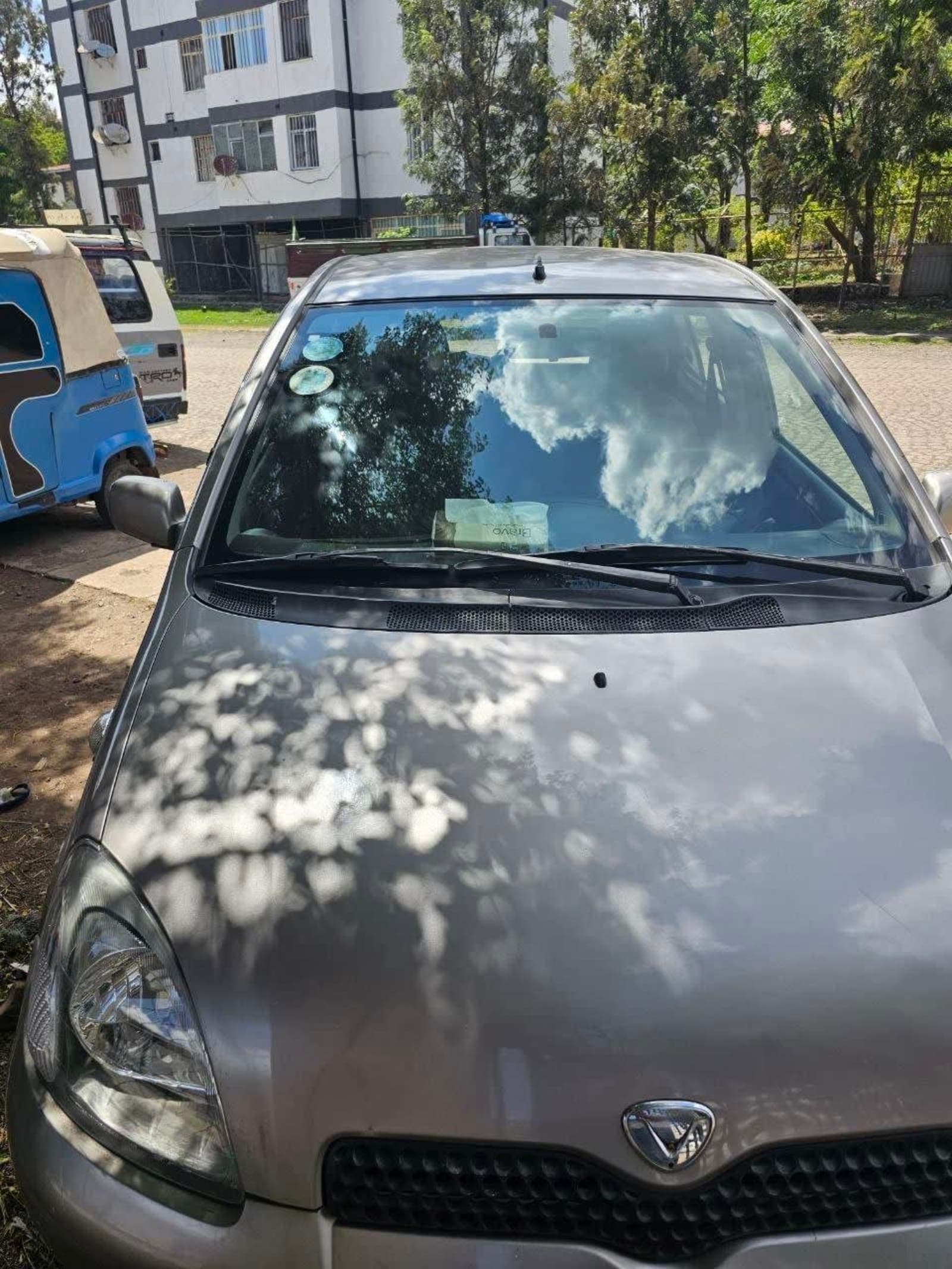 2001 Toyota Vitz