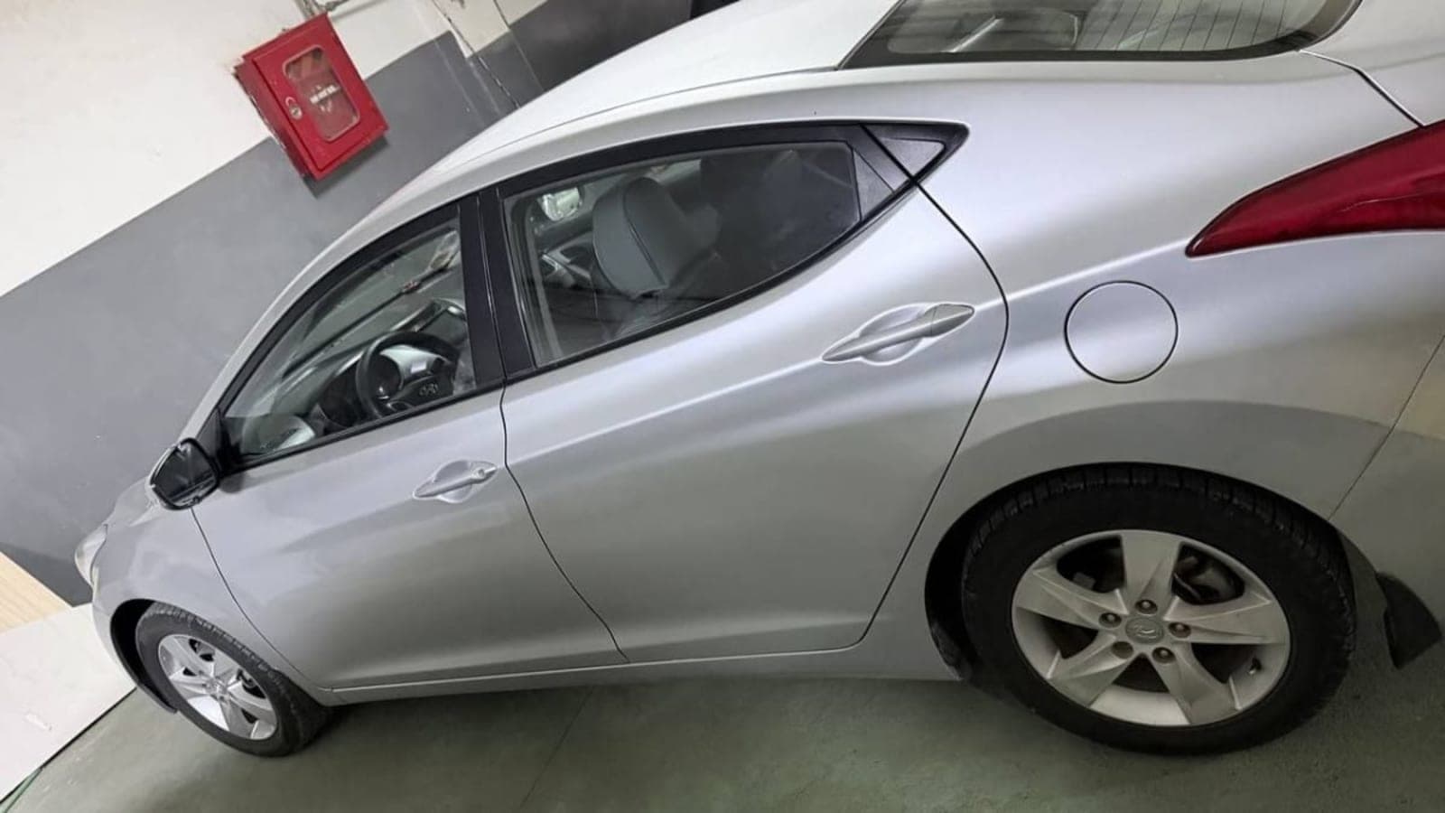 2012 Hyundai Elantra — photo 3