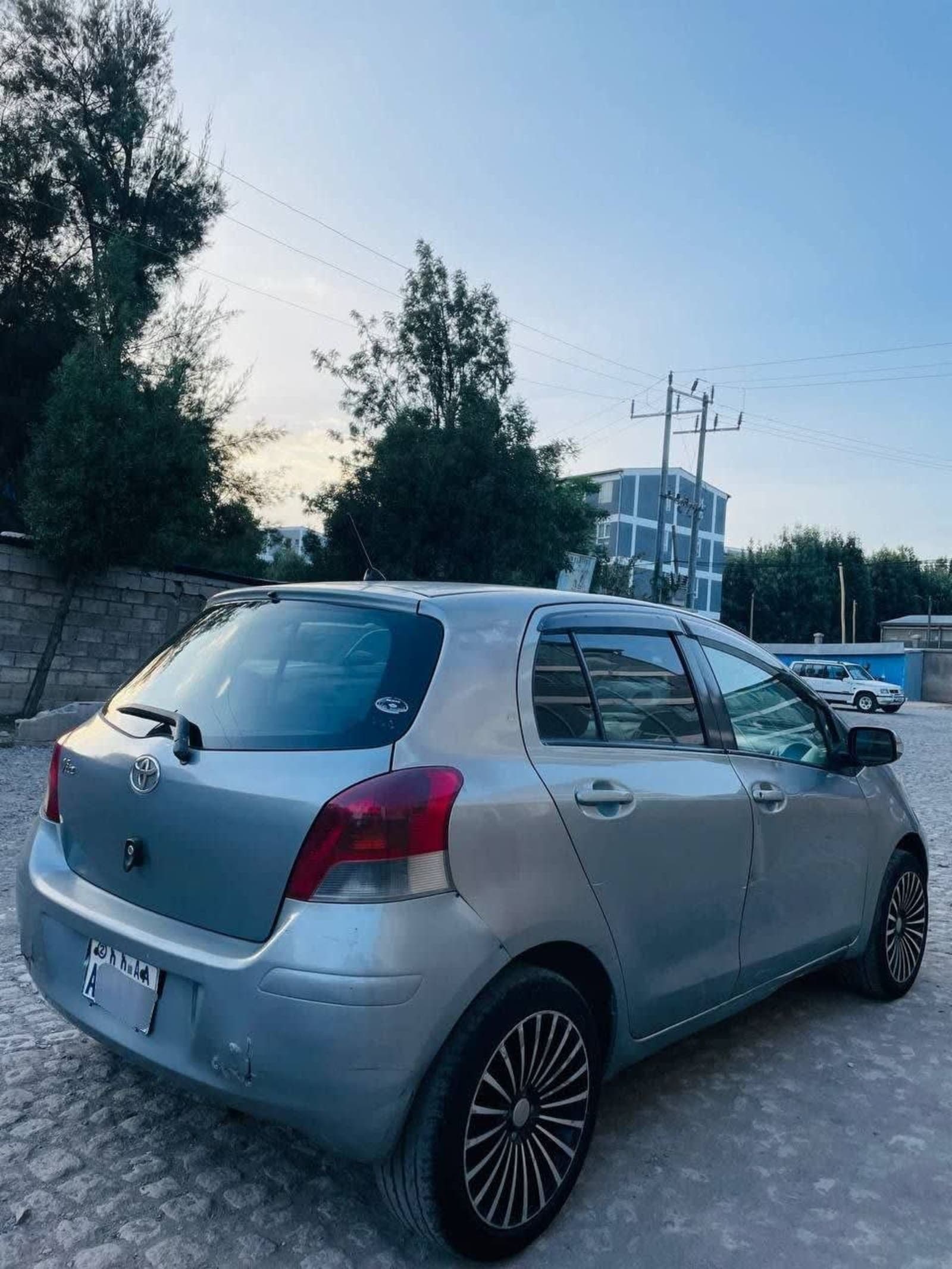 2010 Toyota Yaris — photo 8