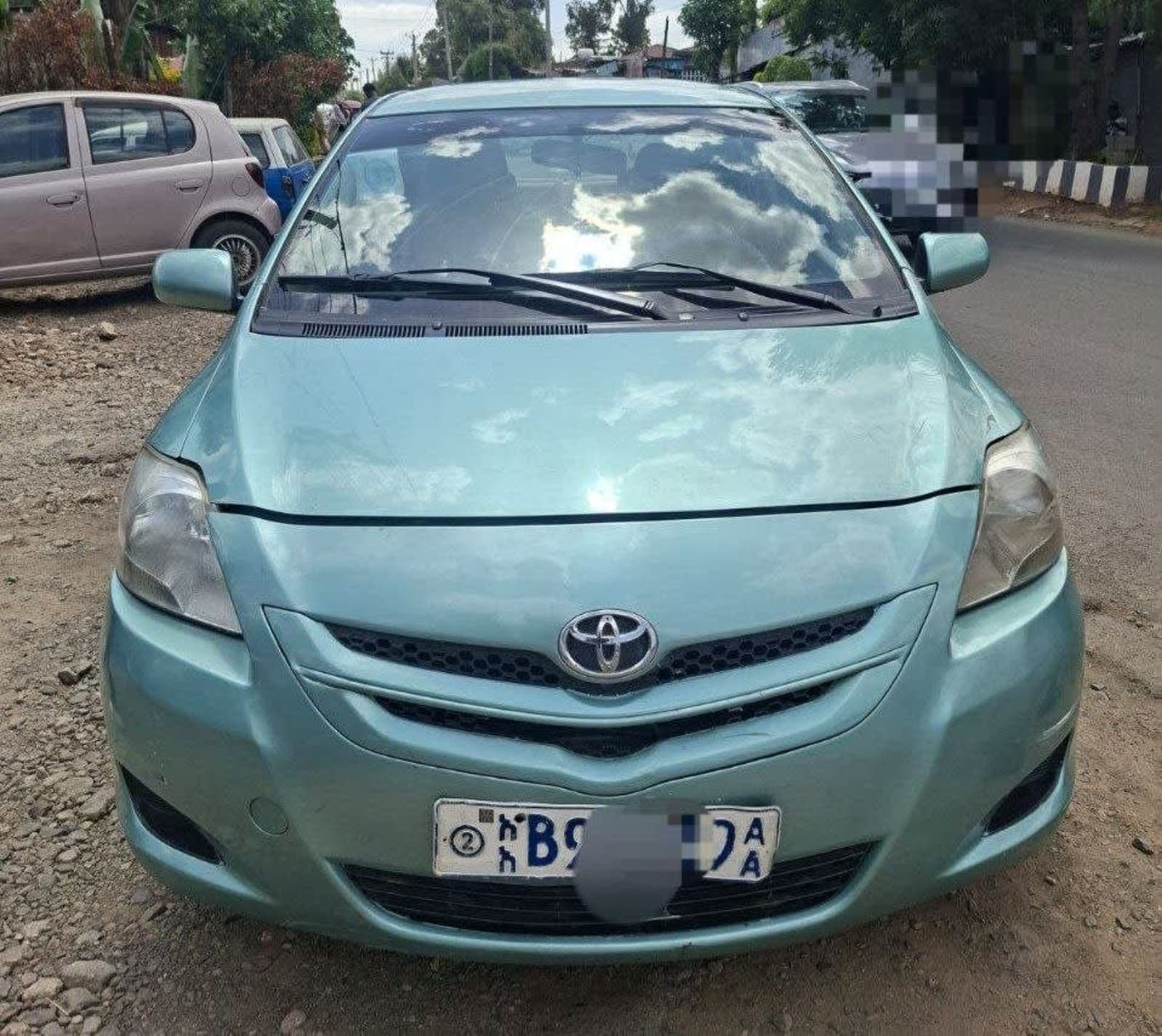 2008 Toyota Yaris Belta — photo 4