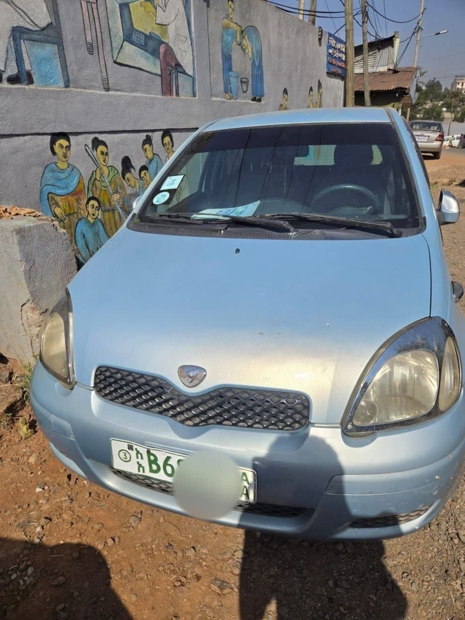 2004 Toyota Vitz