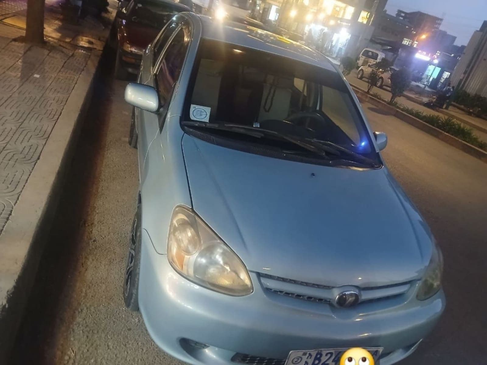 2005 Toyota Platz