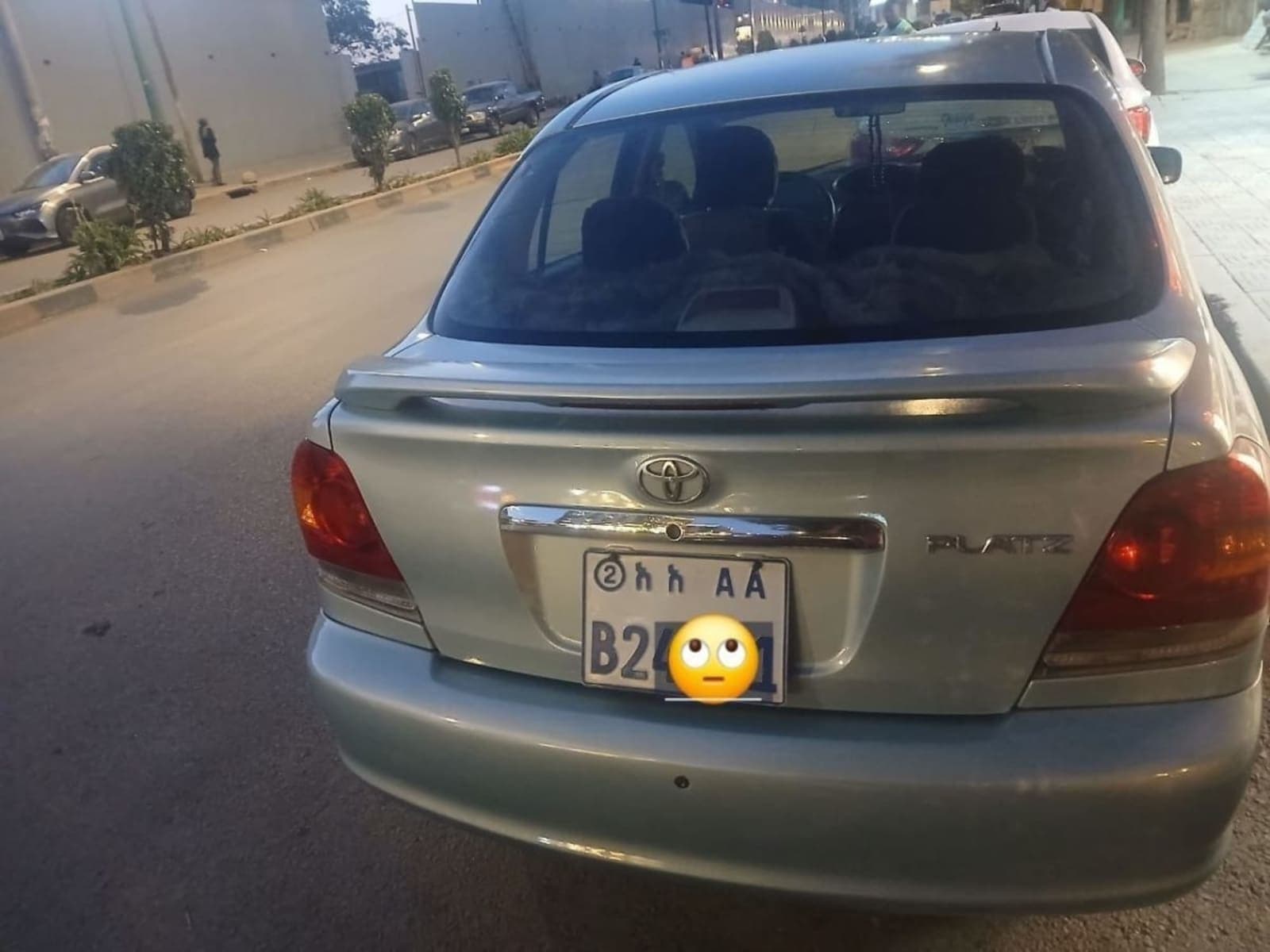 2005 Toyota Platz — photo 4