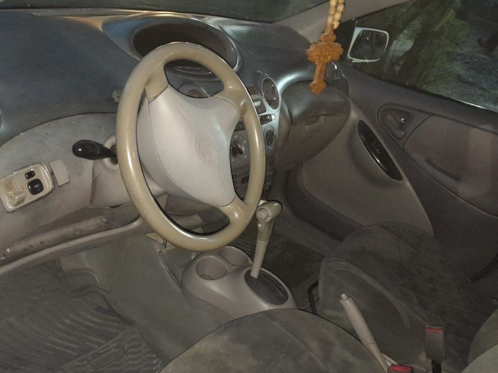 2001 Toyota Platz