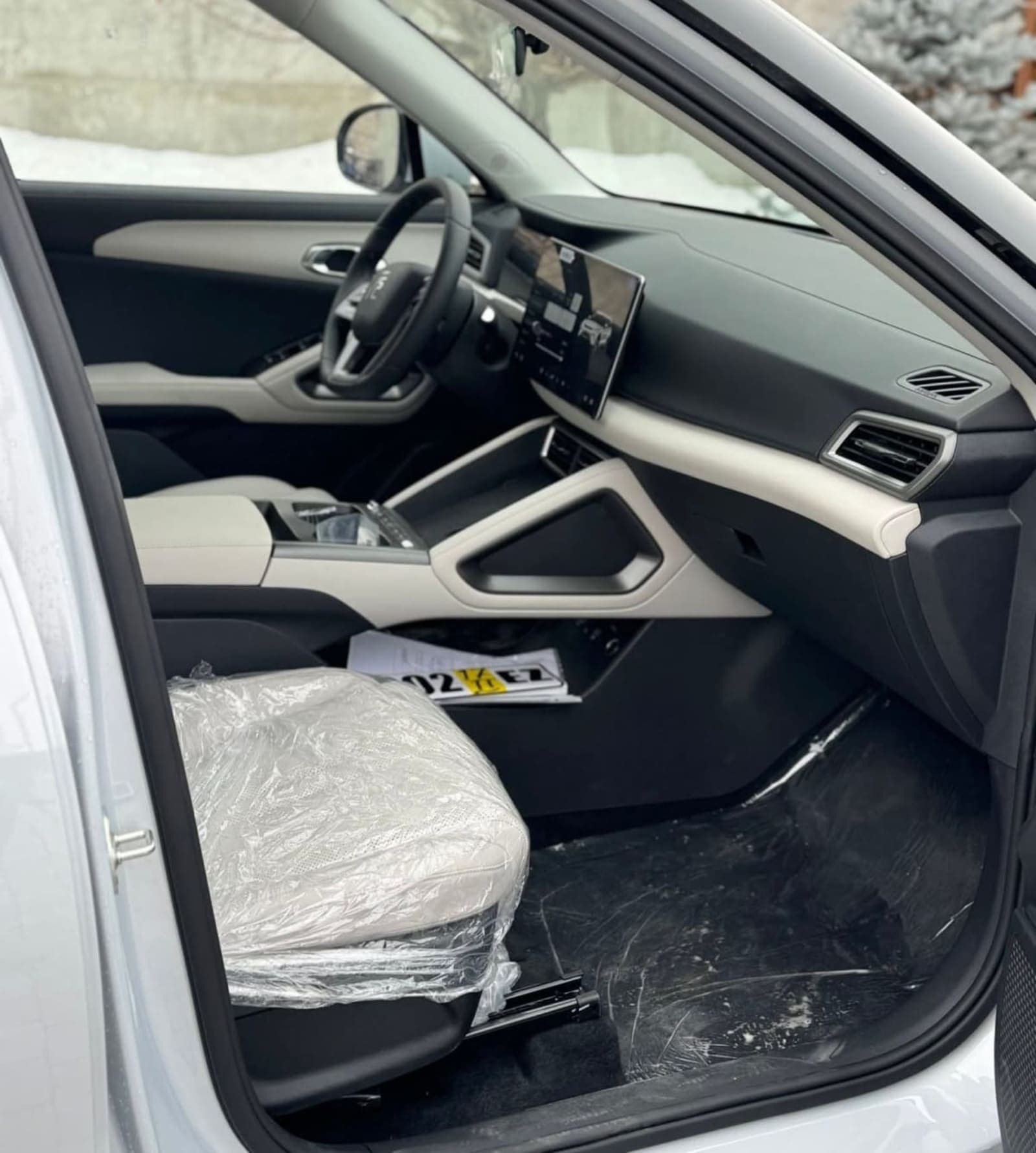 2025 BYD Yuan Up Smart Driving Vitality Edition — photo 4