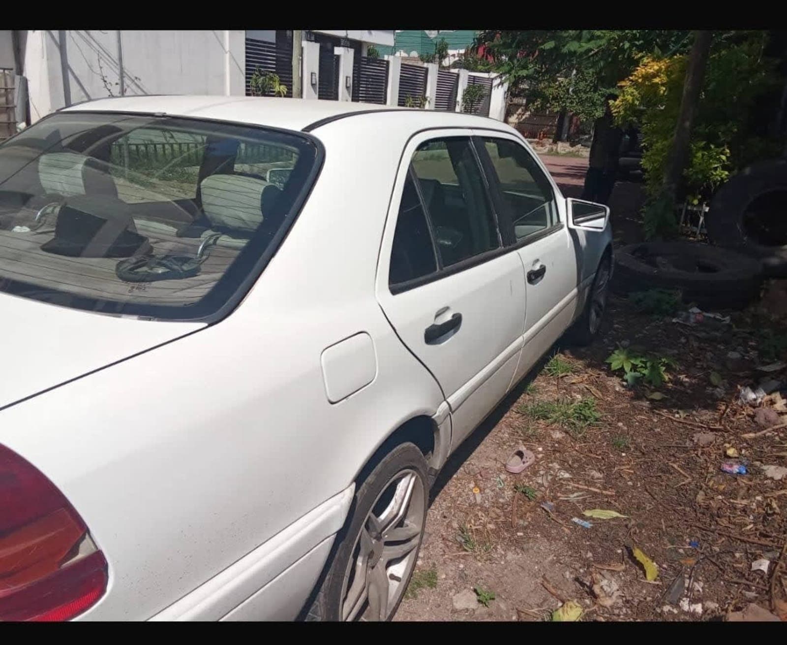 1994 Mercedes-Benz C180 — photo 2