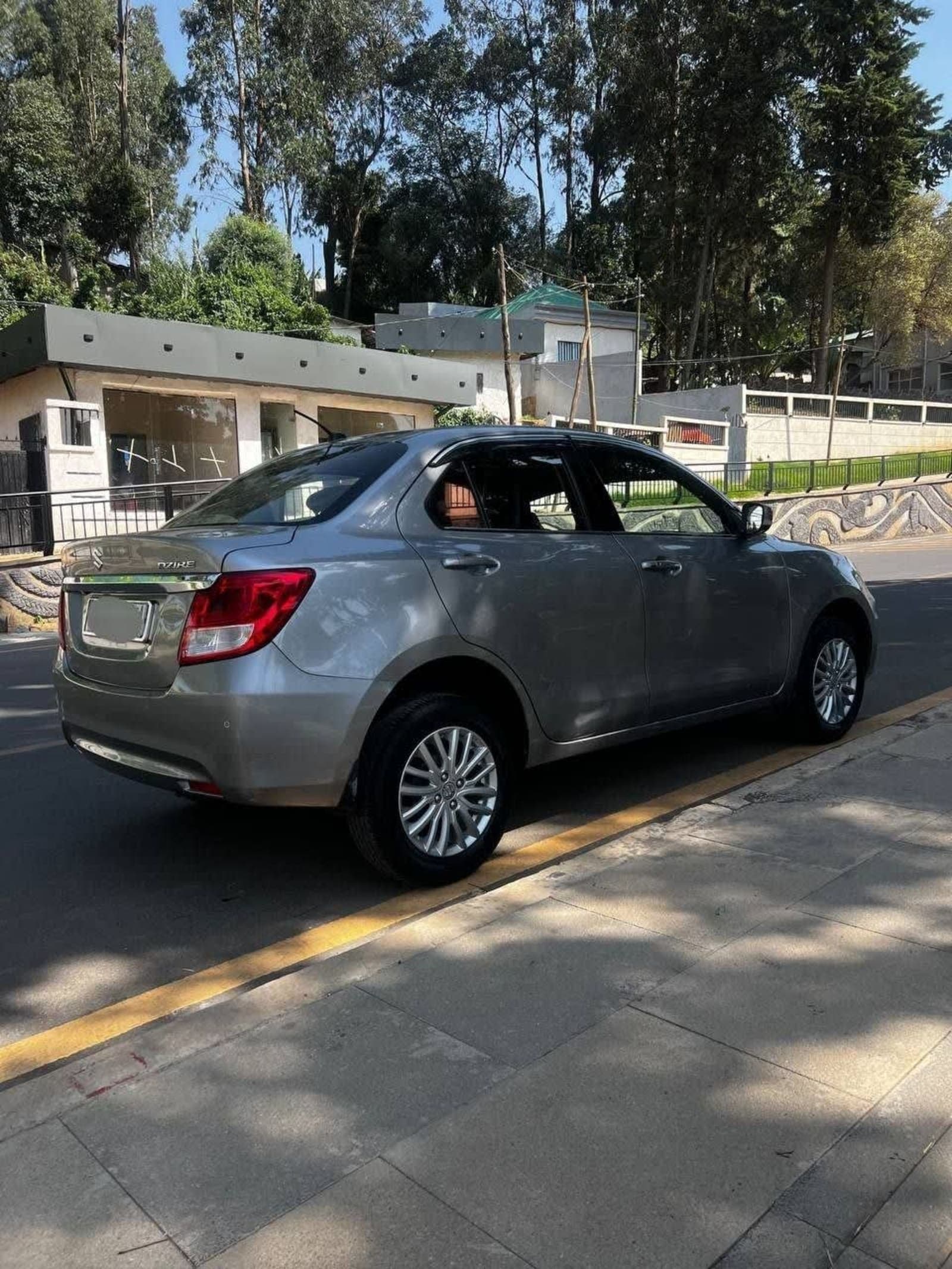 2022 Suzuki Dzire — photo 3