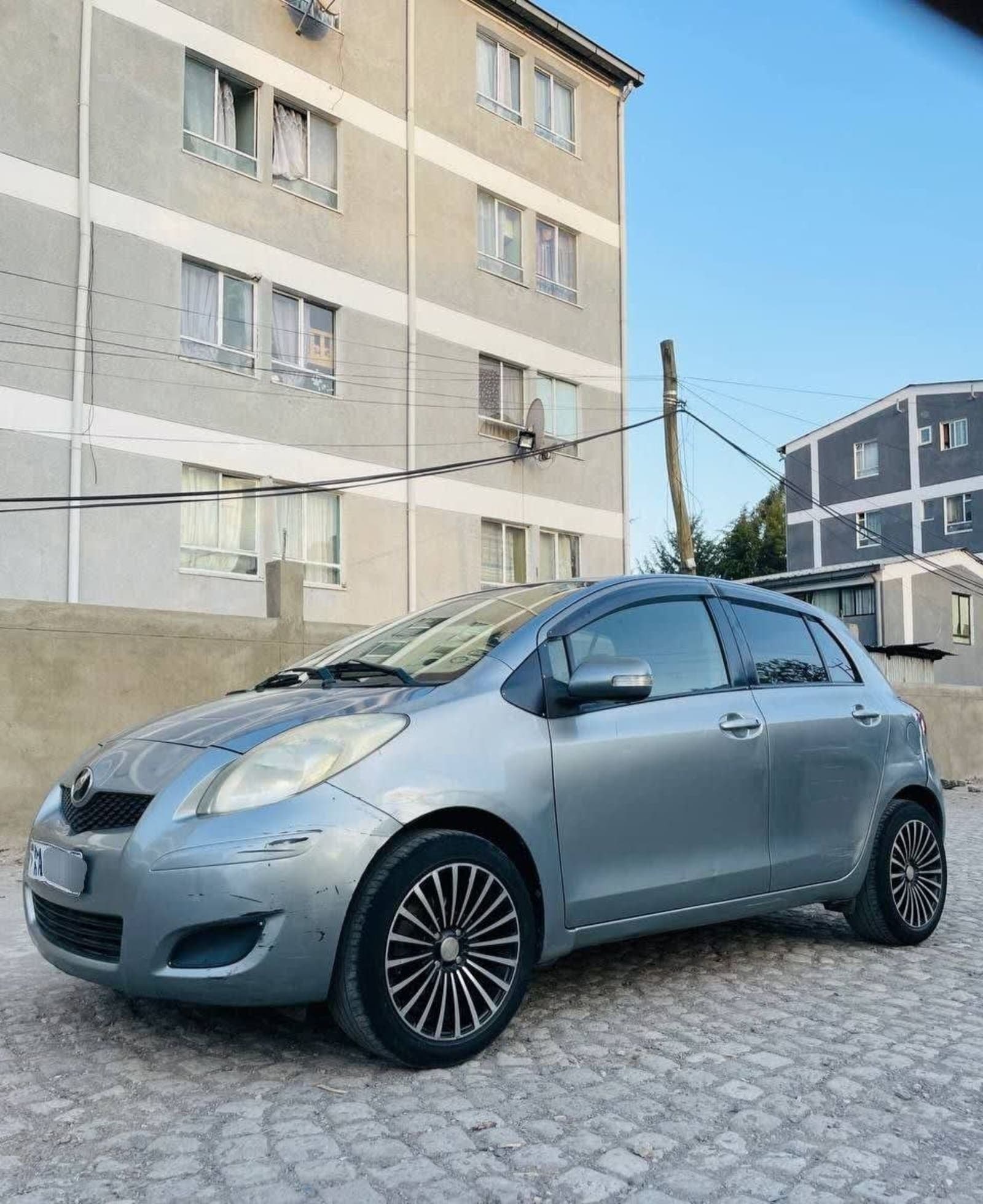2010 Toyota Yaris — photo 7