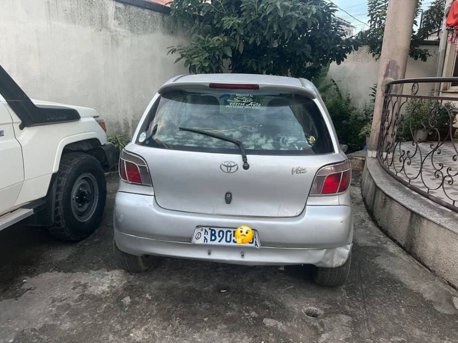 2001 Toyota vitz