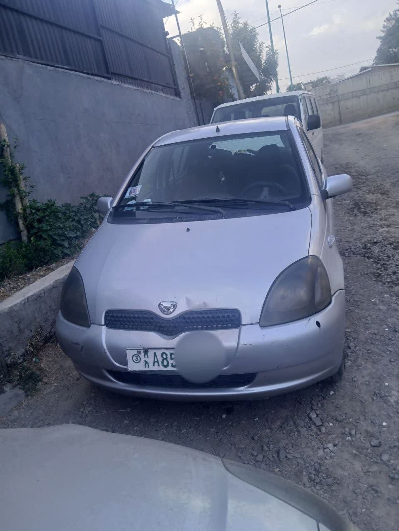 2000 Toyota Vitz