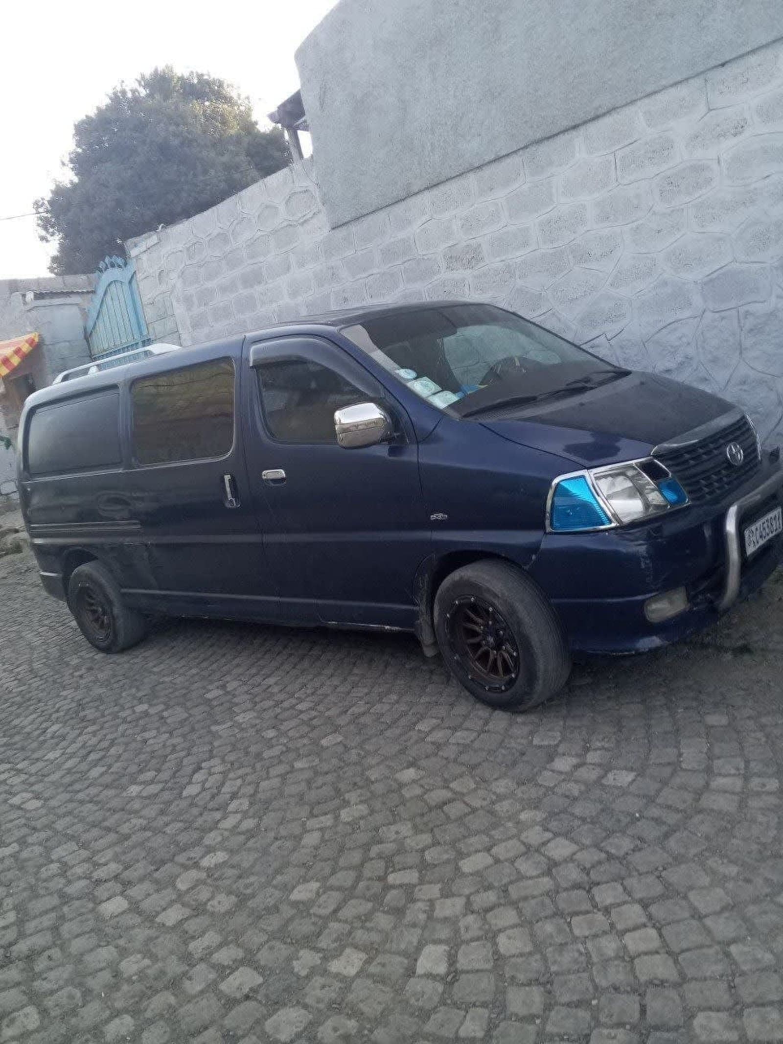2008 Toyota D4D van