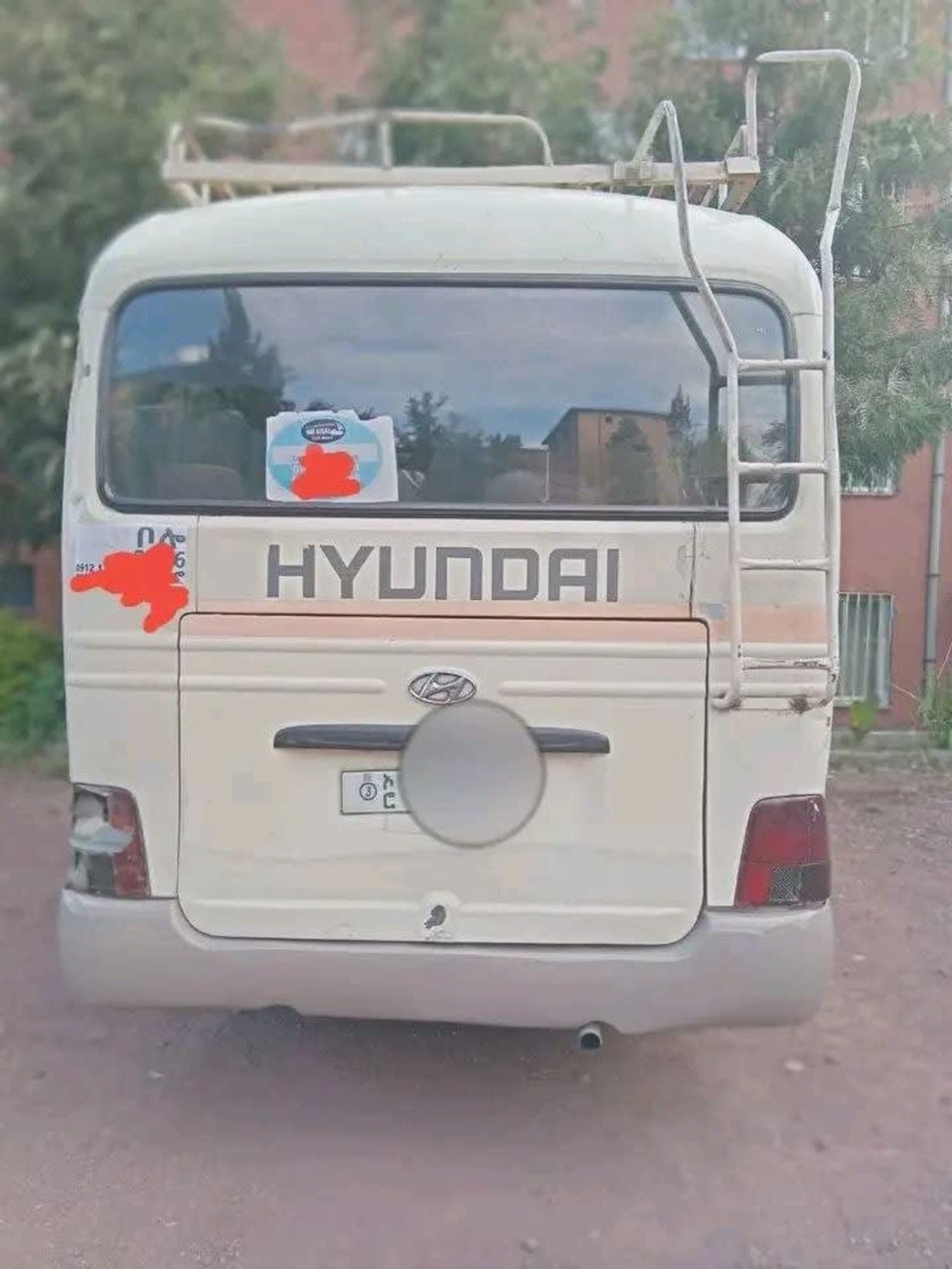 2003 Hyundai Coaster